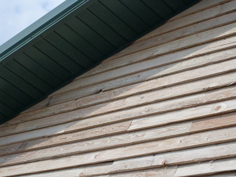 TWII Wedge-Lap Siding / This material is 5/8